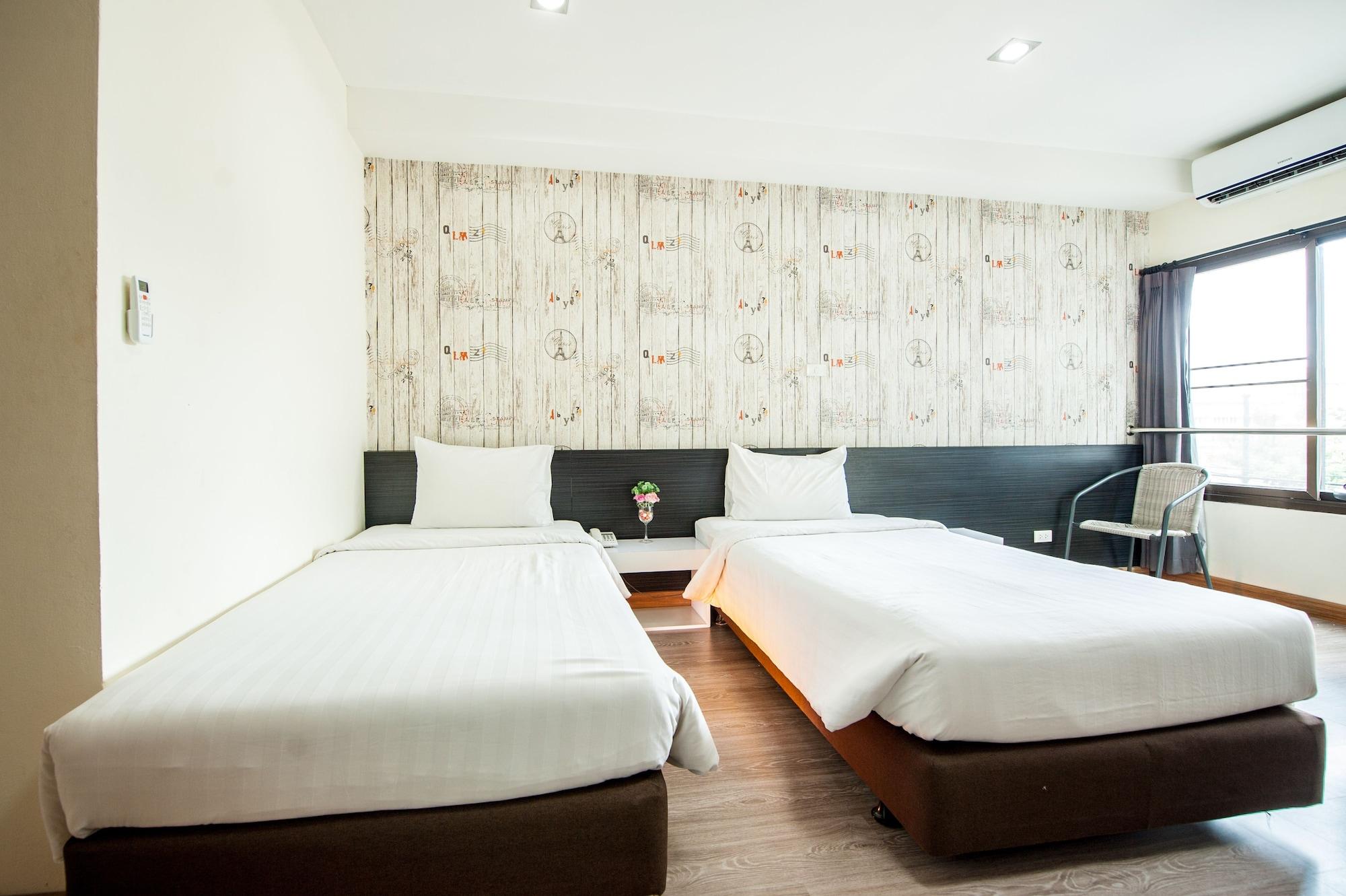 Prajaktra City Hostel Udon Thani Esterno foto