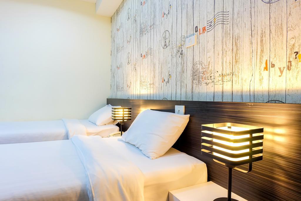 Prajaktra City Hostel Udon Thani Esterno foto