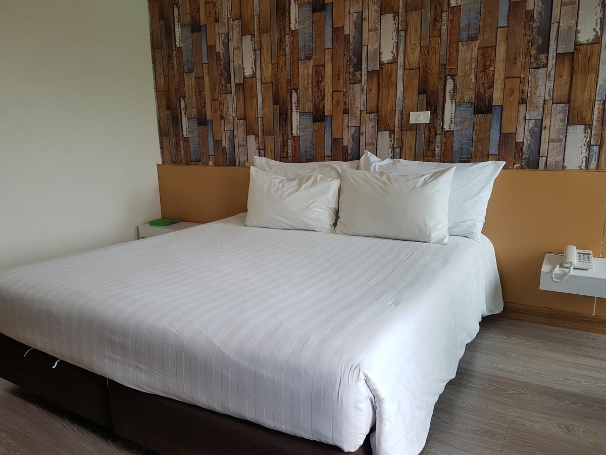 Prajaktra City Hostel Udon Thani Esterno foto